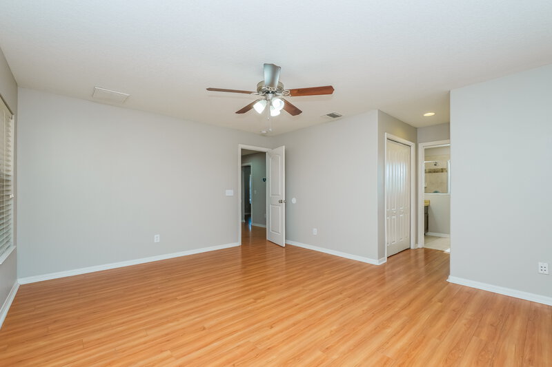 2,310/Mo, 7919 Citrus Blossom Dr Land O Lakes, FL 34637 Main Bedroom View