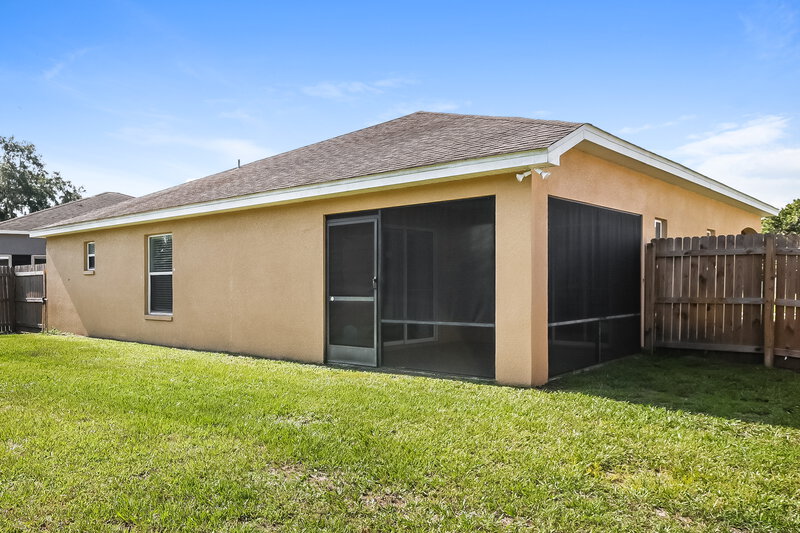 2,095/Mo, 6854 Glenbrook Dr Lakeland, FL 33811 Rear View