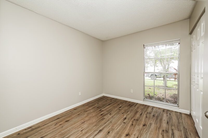 1,965/Mo, 317 Regal Park Dr Valrico, FL 33594 Bedroom View