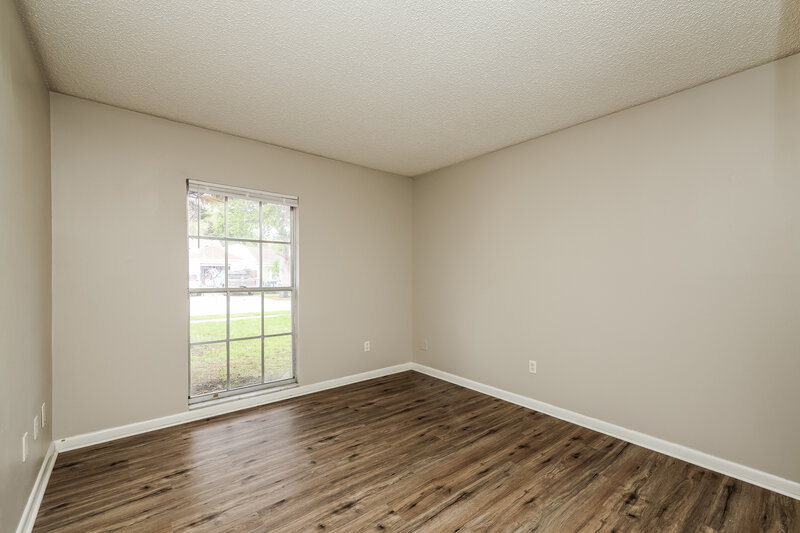 1,965/Mo, 317 Regal Park Dr Valrico, FL 33594 Bedroom View 3