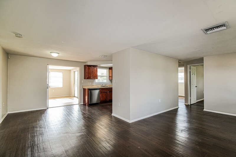 1,710/Mo, 1012 Normandy Blvd Holiday, FL 34691 Living Room View 3