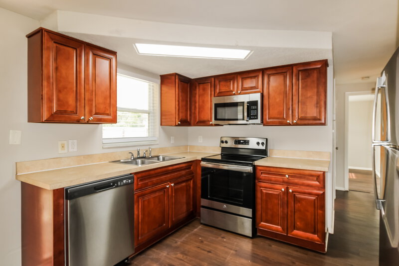1,710/Mo, 1012 Normandy Blvd Holiday, FL 34691 Kitchen View