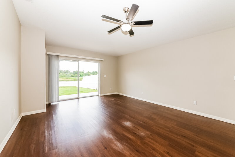 1,940/Mo, 13618 Silver Charm Ct Riverview, FL 33579 Living Room View 2
