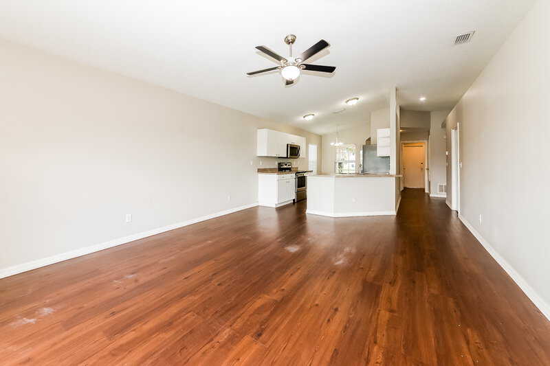 1,940/Mo, 13618 Silver Charm Ct Riverview, FL 33579 Living Room View 3