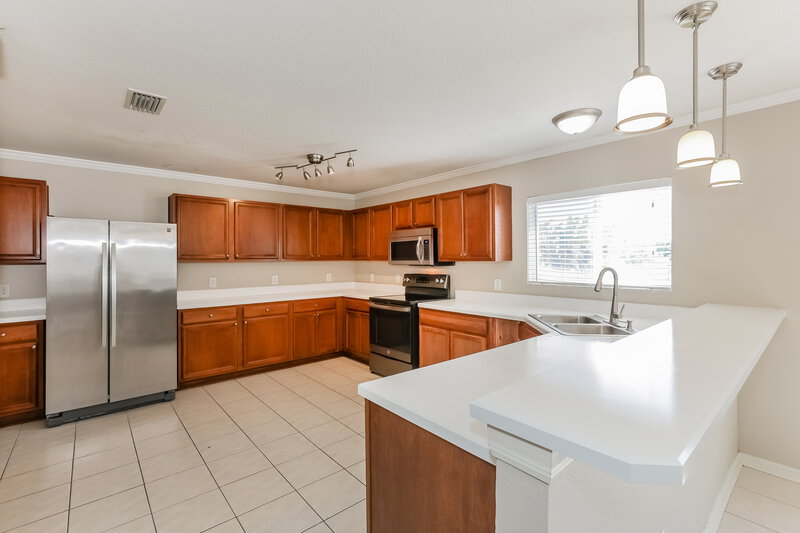 2,080/Mo, 11015 Golden Silence Dr Riverview, FL 33579 Kitchen View