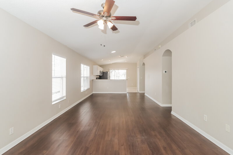 1,925/Mo, 12410 White Bluff Rd Hudson, FL 34669 Living Room View 2