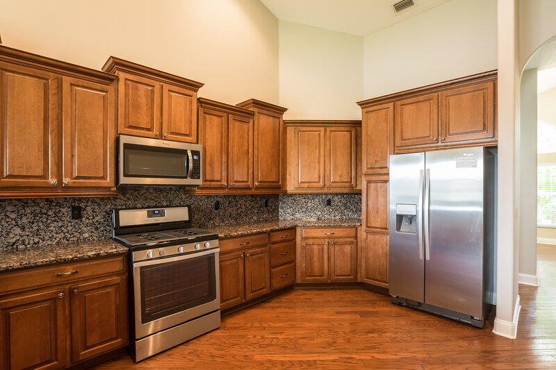 4,770/Mo, 9009 Riverview Dr Riverview, FL 33578 Kitchen View 2