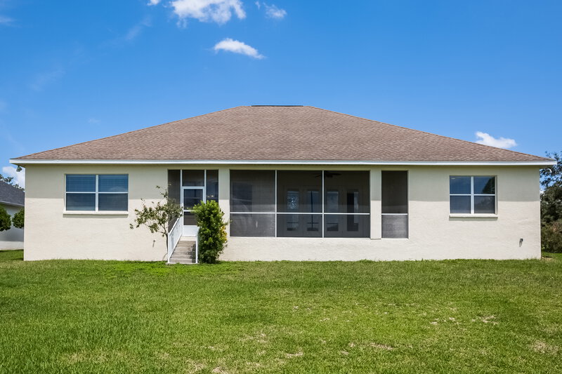 4,770/Mo, 9009 Riverview Dr Riverview, FL 33578 Rear View