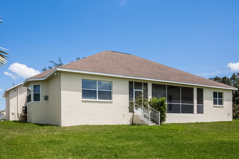 4,770/Mo, 9009 Riverview Dr Riverview, FL 33578 Rear View 2