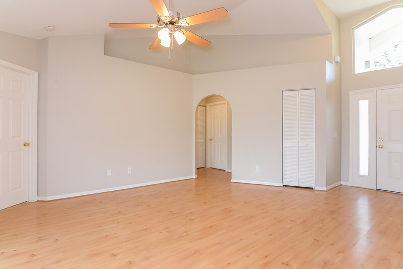 2,275/Mo, 2304 Tioga Dr Land O Lakes, FL 34639 Living Room View