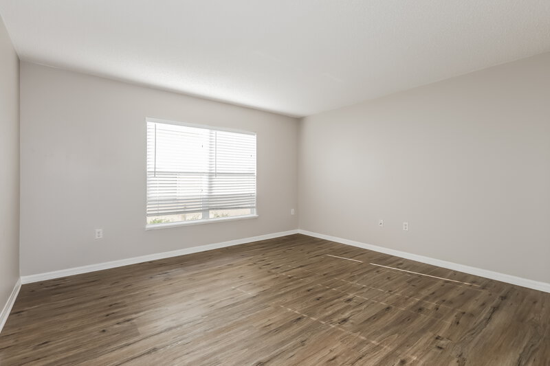2,015/Mo, 1707 Alhambra Crest Dr Ruskin, FL 33570 Living Room View