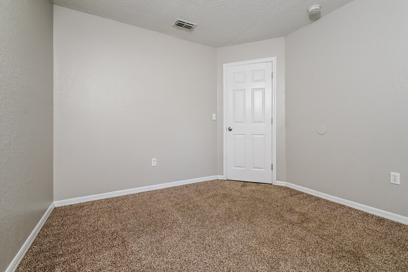 2,270/Mo, 131 Winston Manor Cir Seffner, FL 33584 Bedroom View 2