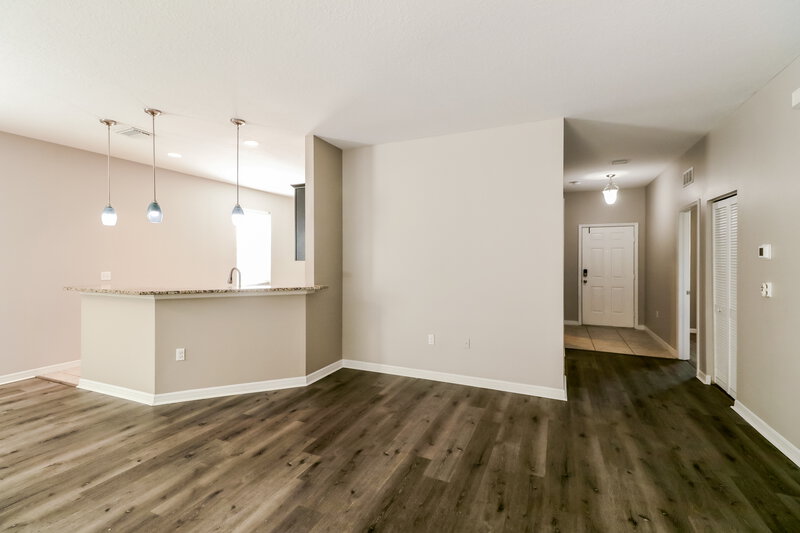 2,060/Mo, 36146 Laguna Hills Cir Zephyrhills, FL 33541 Living Room View 2