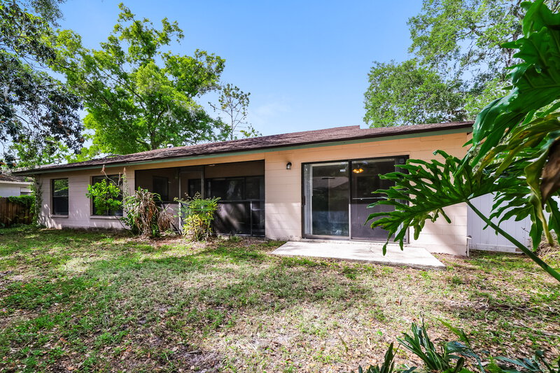 2,485/Mo, 2303 Willow Branch Ave Lutz, FL 33549 Rear View