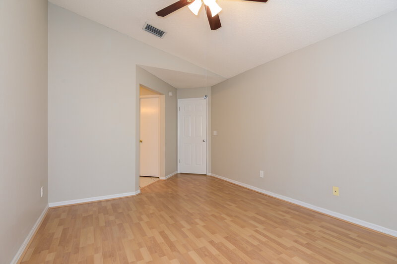 2,035/Mo, 10013 Cedar Dune Dr Tampa, FL 33624 Bedroom View