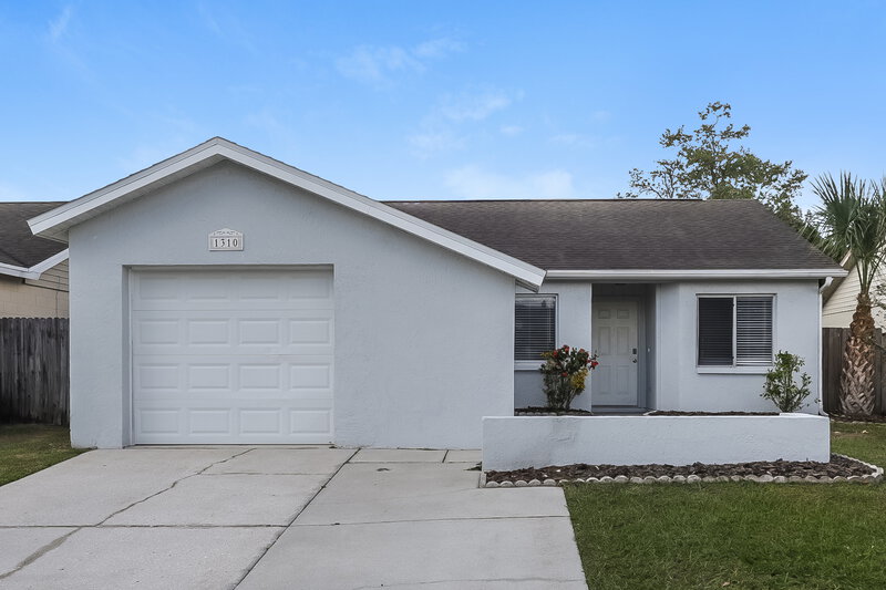 1,990/Mo, 1310 Coolmont Dr Brandon, FL 33511 External View