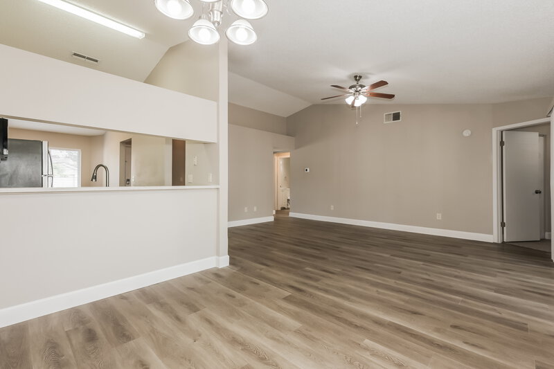 1,990/Mo, 1310 Coolmont Dr Brandon, FL 33511 Dining Room View