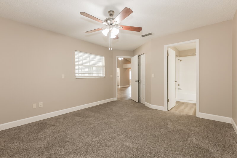 1,990/Mo, 1310 Coolmont Dr Brandon, FL 33511 Main Bedroom View