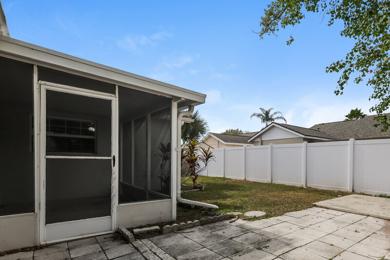 1,990/Mo, 1310 Coolmont Dr Brandon, FL 33511 Rear View 2