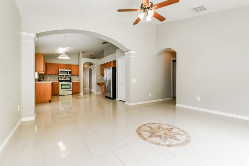 2,335/Mo, 11427 Misty Isle Ln Riverview, FL 33579 Dining Room View