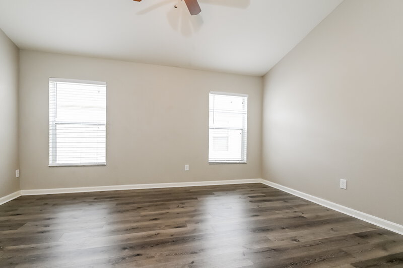 2,335/Mo, 11427 Misty Isle Ln Riverview, FL 33579 Main Bedroom View