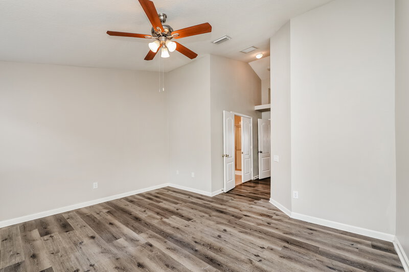 2,205/Mo, 11427 Misty Isle Ln Riverview, FL 33579 Main Bedroom View 2