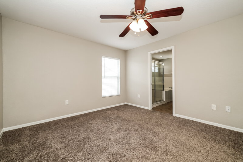 2,135/Mo, 2937 Coach Lamp Rd Mulberry, FL 33860 Main Bedroom View