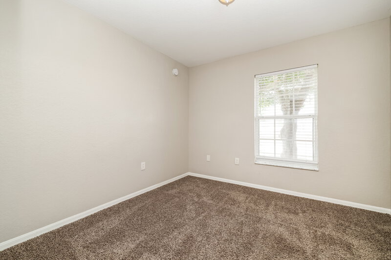 2,135/Mo, 2937 Coach Lamp Rd Mulberry, FL 33860 Bedroom View