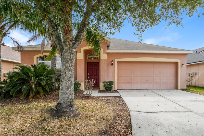 1,955/Mo, 5426 Passing Pine Ln Zephyrhills, FL 33541 Front View