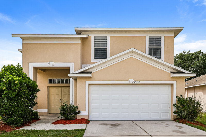 2,400/Mo, 13210 Pike Lake Dr Riverview, FL 33579 External View