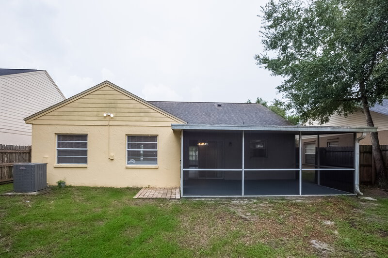 1,560/Mo, 4628 Cabbage Palm Dr Valrico, FL 33596 Rear View