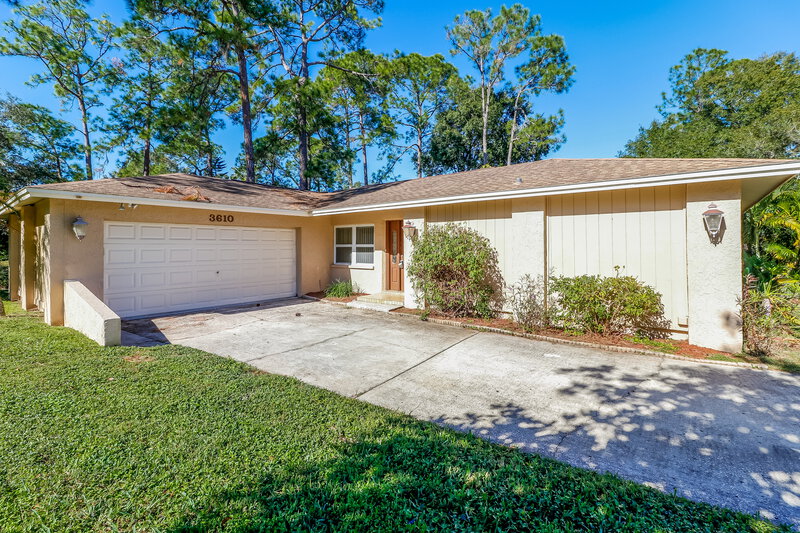 3,260/Mo, 3610 Fairway Forest Dr Palm Harbor, FL 34685 Front View