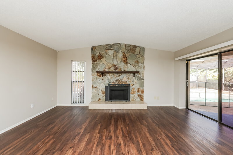 2,430/Mo, 3610 Fairway Forest Dr Palm Harbor, FL 34685 Family Room View