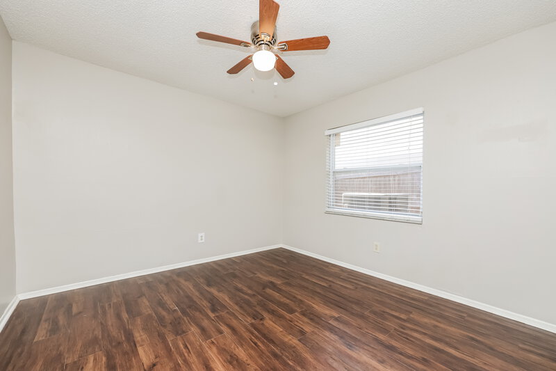 2,430/Mo, 3610 Fairway Forest Dr Palm Harbor, FL 34685 Bedroom View