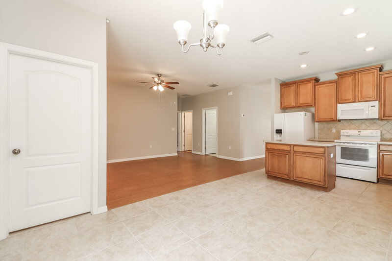 2,195/Mo, 11746 Colony Lakes Blvd New Port Richey, FL 34654 Dining Room View
