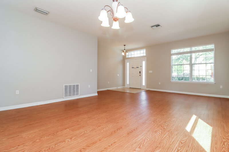 2,195/Mo, 11746 Colony Lakes Blvd New Port Richey, FL 34654 Dining Room View 2