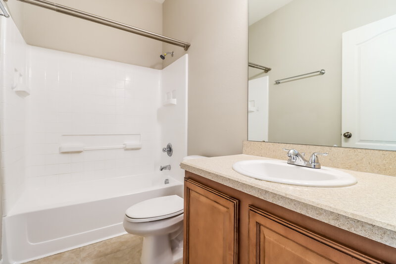 2,195/Mo, 11746 Colony Lakes Blvd New Port Richey, FL 34654 Bathroom View
