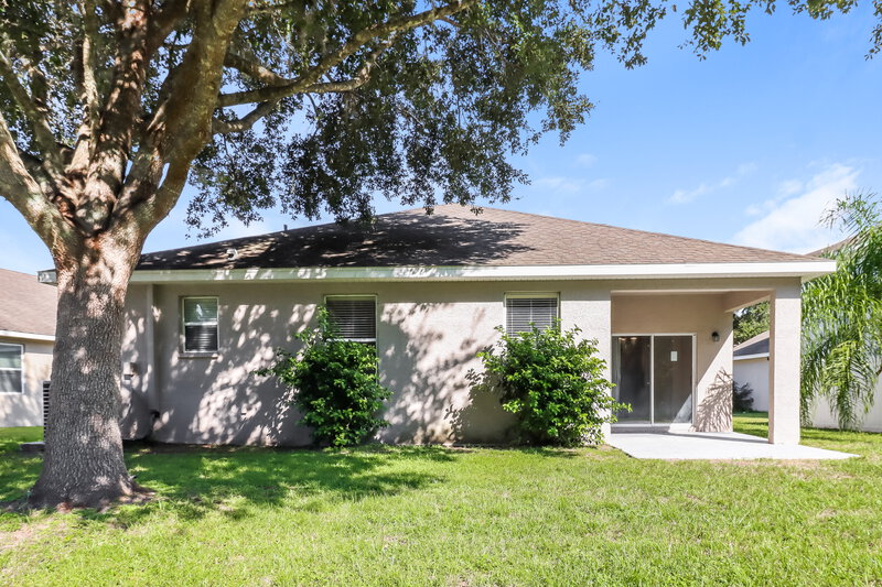 2,195/Mo, 11746 Colony Lakes Blvd New Port Richey, FL 34654 Rear View