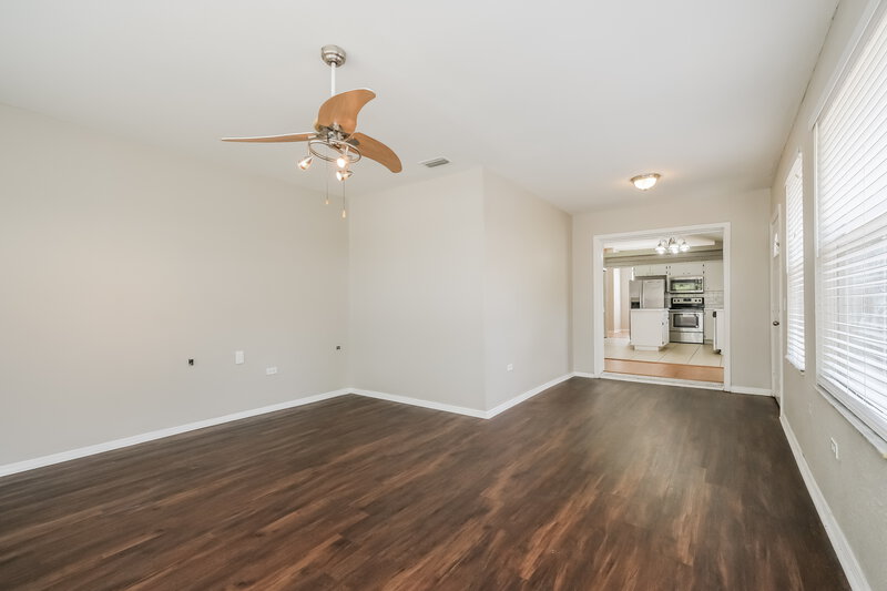 2,345/Mo, 5931 Azure Dr Wesley Chapel, FL 33545 Living Room View 2