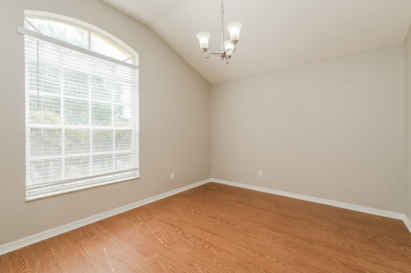 2,345/Mo, 5931 Azure Dr Wesley Chapel, FL 33545 Dining Room View