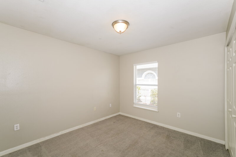 2,085/Mo, 17026 Ongar Ct Land O Lakes, FL 34638 Bedroom View