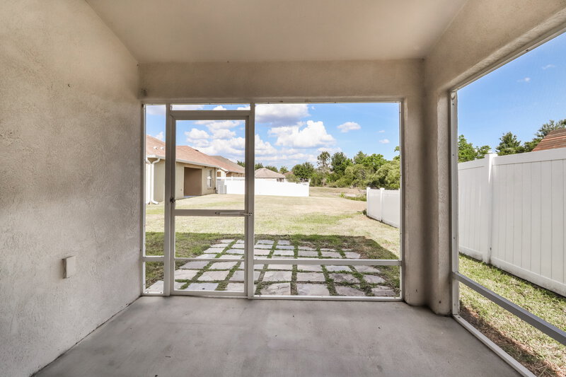 2,400/Mo, 3832 Washburn Pl Wesley Chapel, FL 33543 Sun Room View