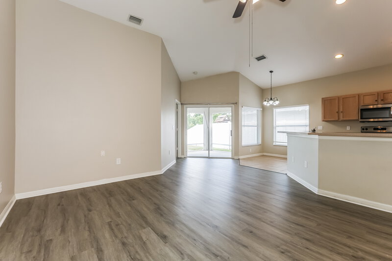 2,230/Mo, 3832 Washburn Pl Wesley Chapel, FL 33543 Family Room View