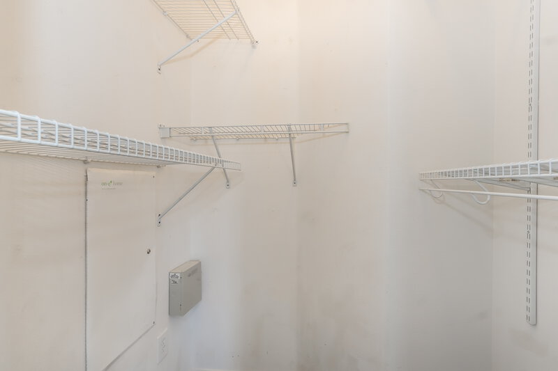 2,400/Mo, 3832 Washburn Pl Wesley Chapel, FL 33543 Walk In Closet View