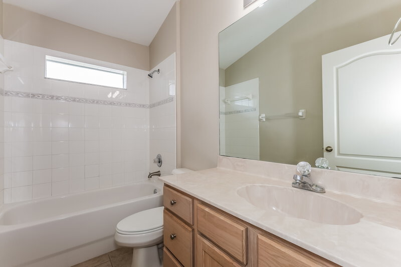 2,230/Mo, 3832 Washburn Pl Wesley Chapel, FL 33543 Bathroom View