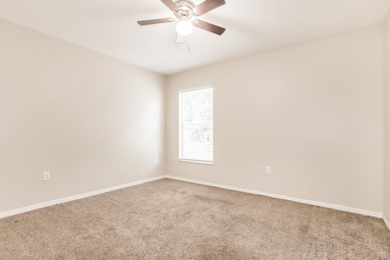 1,900/Mo, 184 Seven Oaks Dr Mulberry, FL 33860 Bedroom View