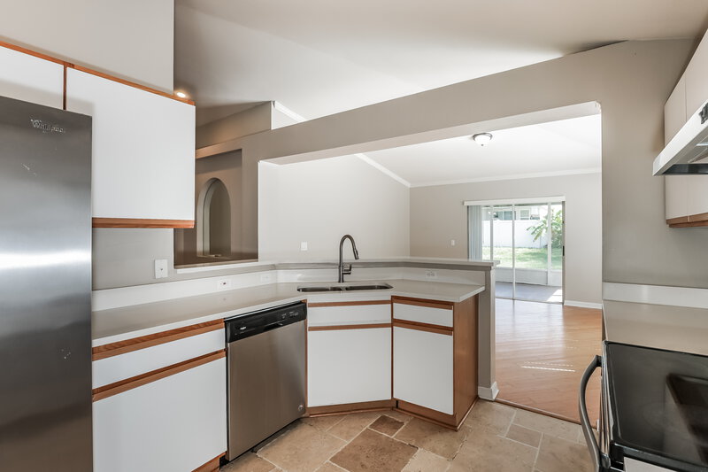 2,175/Mo, 25213 Hyde Park Blvd Land O Lakes, FL 34639 Kitchen View 2