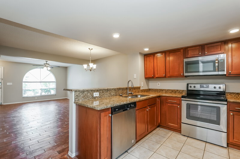 2,000/Mo, 3404 Brigadoon Dr Clearwater, FL 33759 Kitchen View 2