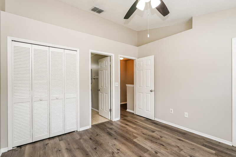 2,000/Mo, 3404 Brigadoon Dr Clearwater, FL 33759 Bedroom View 2