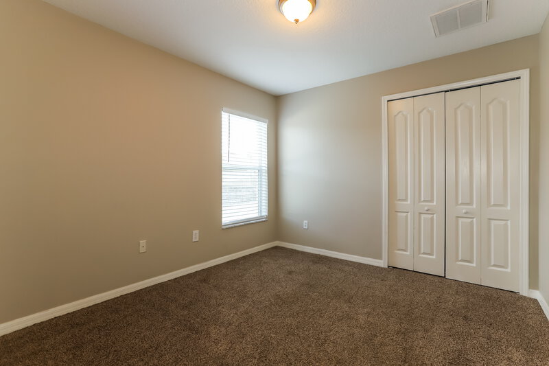 0/Mo, 7912 Merchantville Cir Zephyrhills, FL 33540 Bedroom View